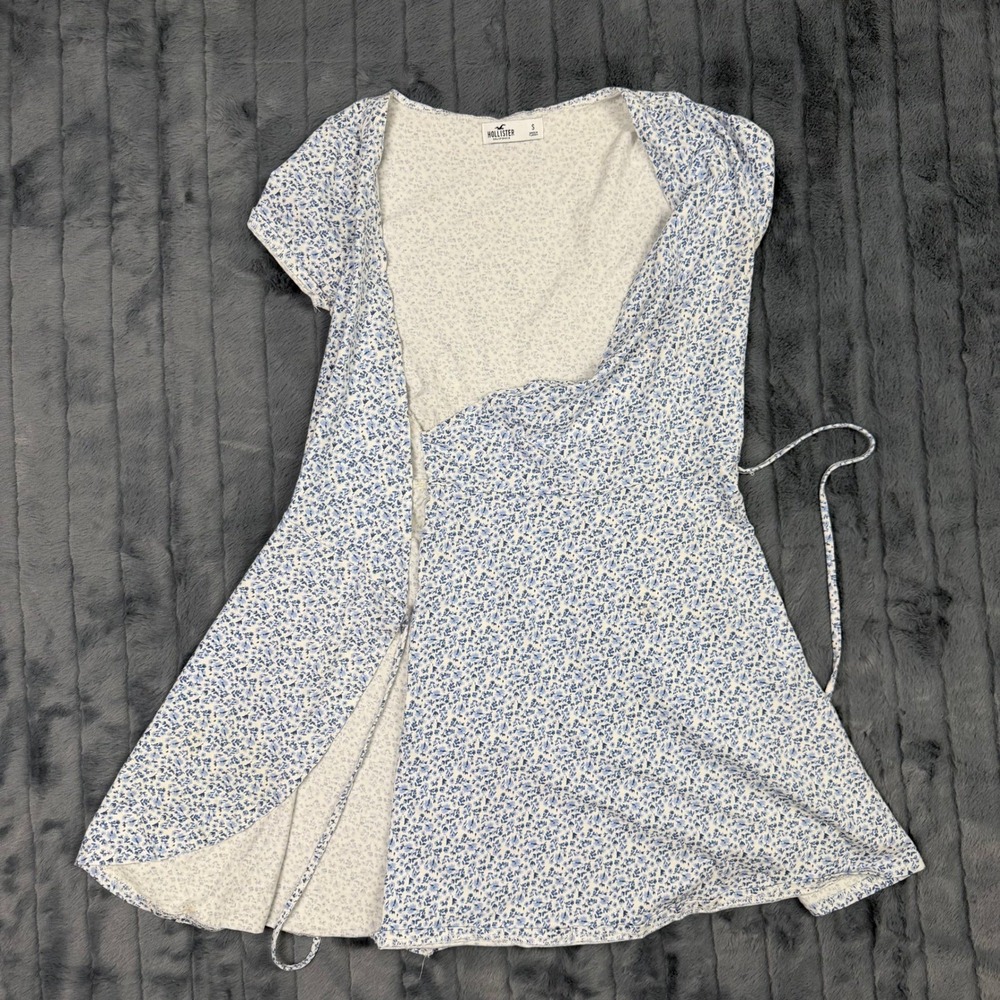 Hollister Womens Blue Floral Ditsy Wrap Dress Short Sleeve V-Neck Size S